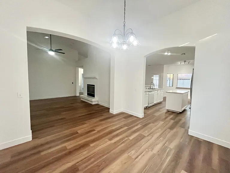 3816 Waynesvill St — Photo 18