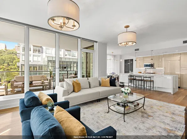 1200 Avenue At Port Imperial APT 418, Weehawken, NJ 07086