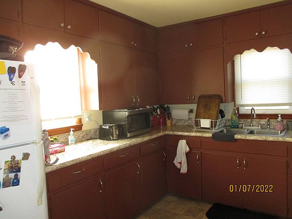 5th image of 1405 N Franklin St