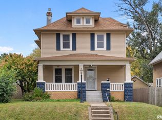 820 20th Ave, Moline, IL 61265
