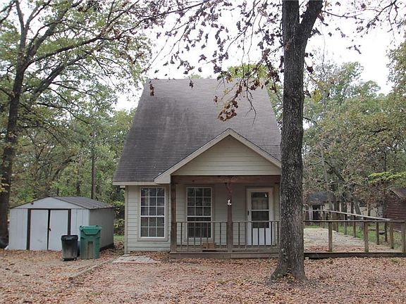 2nd image of 408 Wright Way