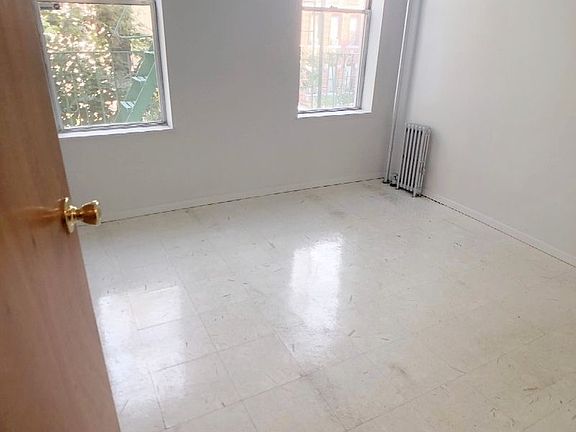 4th image of 32-50 44th St #2