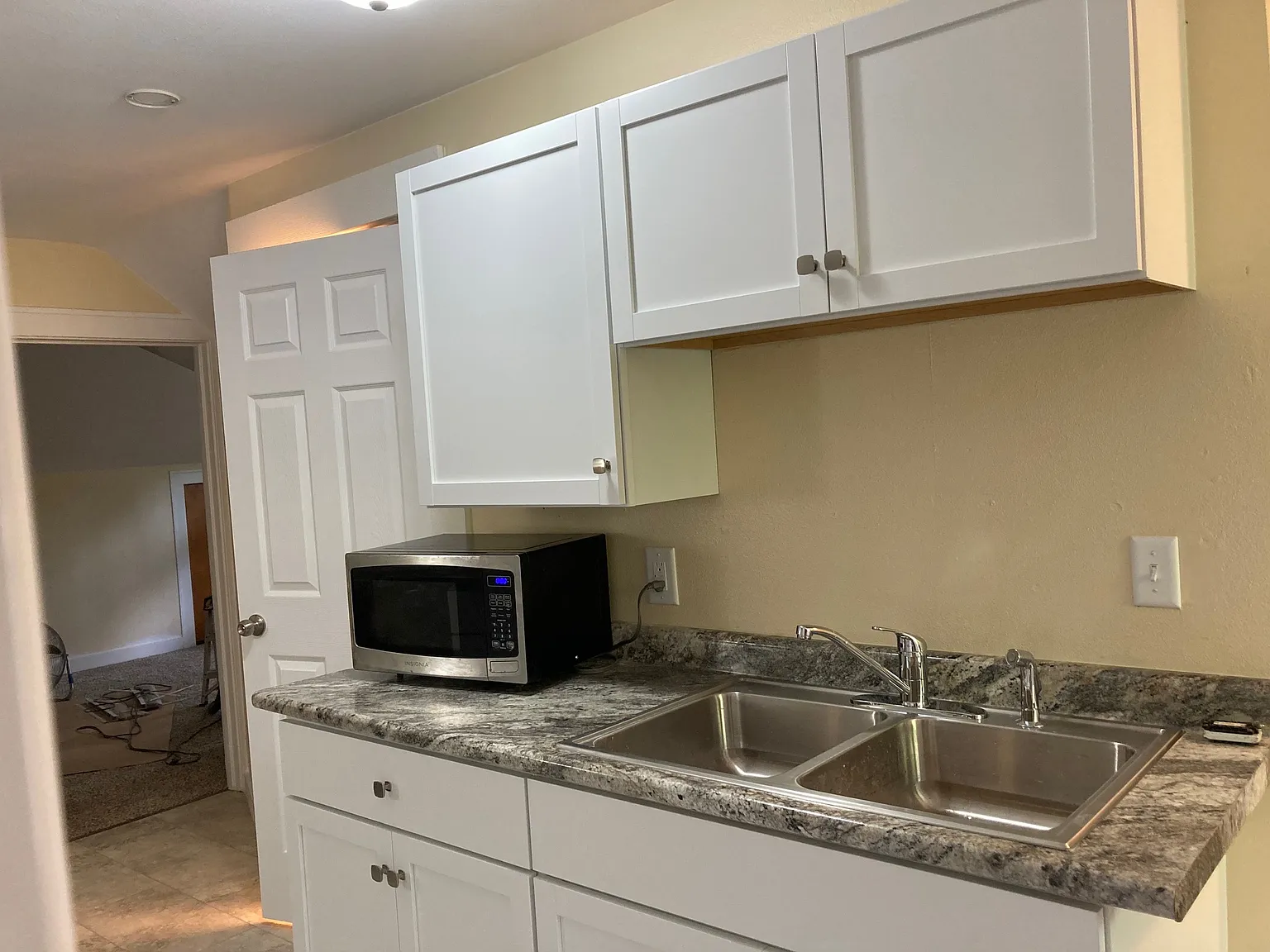 1 bed, 700 sqft, $750 — Photo 3