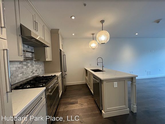 4th image of 797 N Wall St #404W