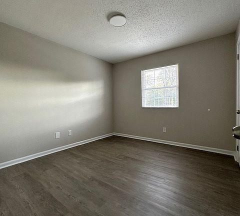 5th image of 1600 Tucker St APT D