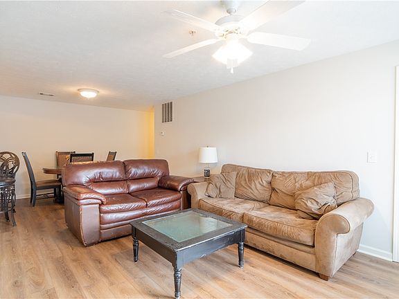3rd image of 1385 S Donahue Dr APT 2101