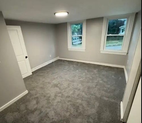 5th image of 401 Fairview Ave