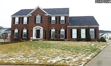 1st image of 4648 Devereux Dr
