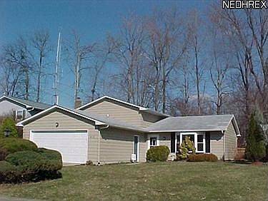 2nd image of 210 Hemlock Dr
