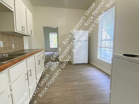 3rd image of 328 N Philadelphia Ave APT A