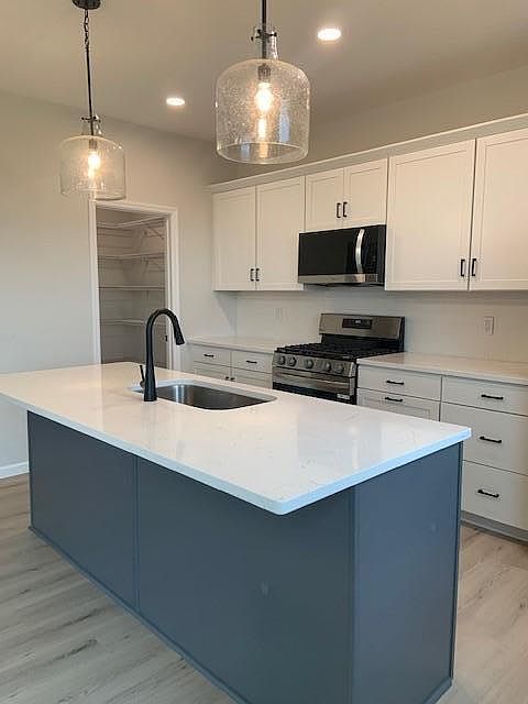 1st image of 4842 Jamocha Ave NE