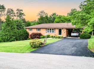 338 Cambridge Dr, Newport, TN 37821