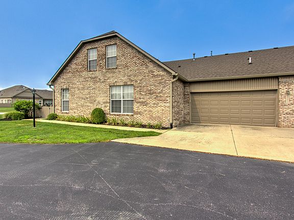 3rd image of 2377 Saddle Dr