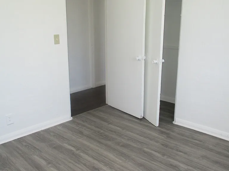 117 S Grandview Ave #9 — Photo 9