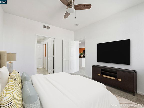 5th image of 1060 S 3rd St APT 202