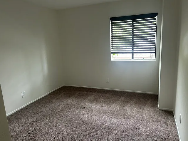 1115 Catlin St #D — Photo 14
