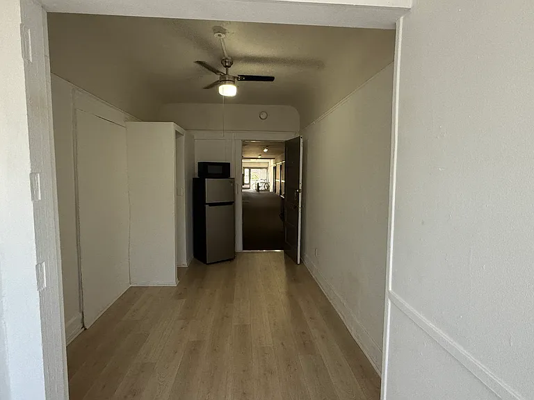 2408 S Grand Ave #17 — Photo 2
