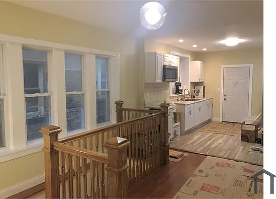 7644 S Cornell Ave — Photo 20