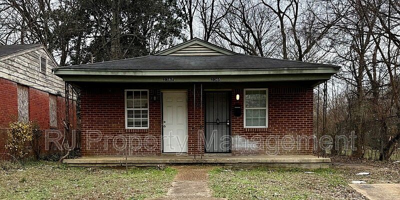 1st image of 2365 Dexter Ave