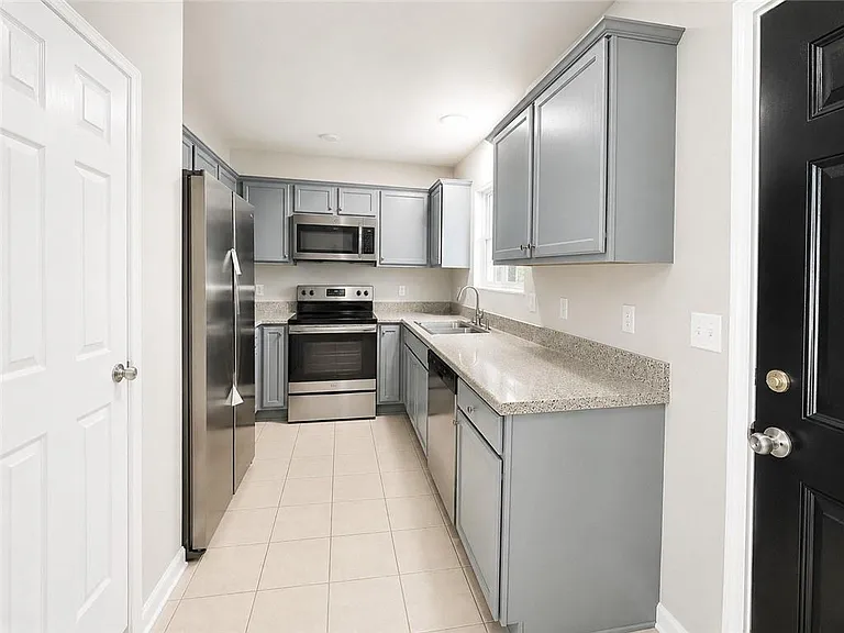 842 Store House Ct #A — Photo 5