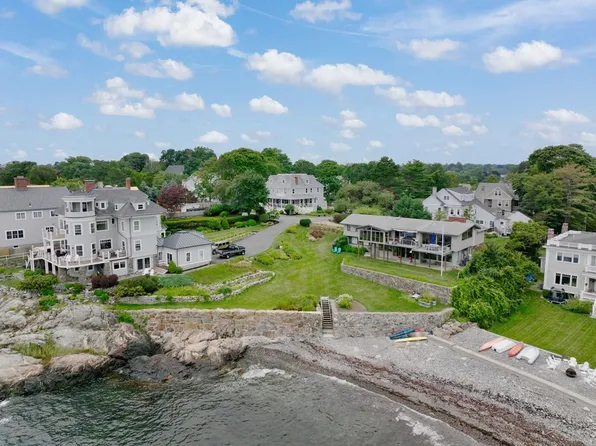 11 Hathaway Rd #1, Marblehead, MA 01945