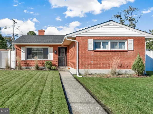 8712 Stockwell Rd, Parkville, MD 21234