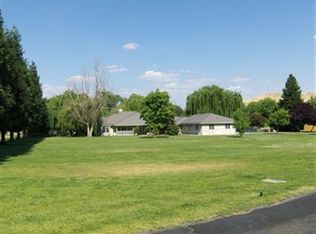 5301 Uplands Of The Kern Dr, Bakersfield, CA 93308