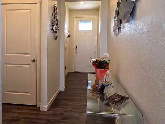 4th image of 45829 Orchid Avenue