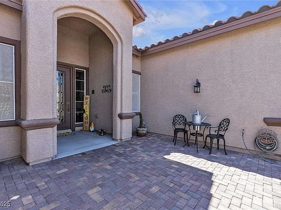 3rd image of 7228 Fern Meadow St