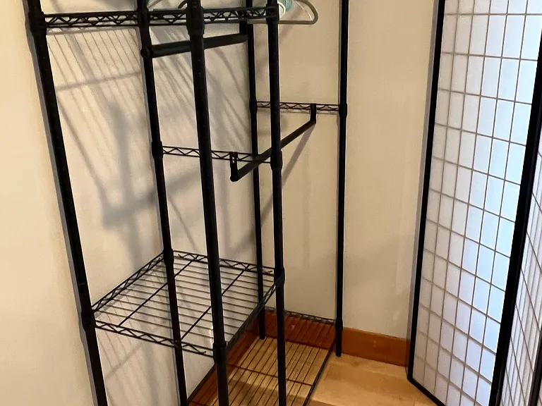 Clothing rack