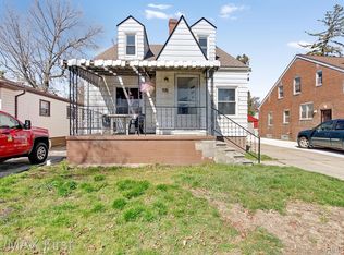 1131 E George Ave, Hazel Park, MI