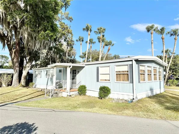 160 Hickory Ln, Eustis, FL 32726