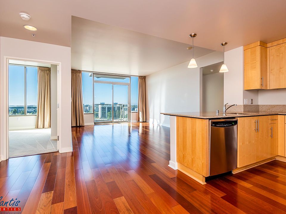 1st image of 38 N Almaden Blvd Unit 1019