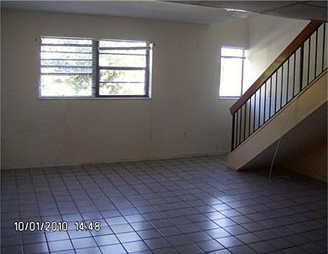 2nd image of 5 Olive Dr 18 #18