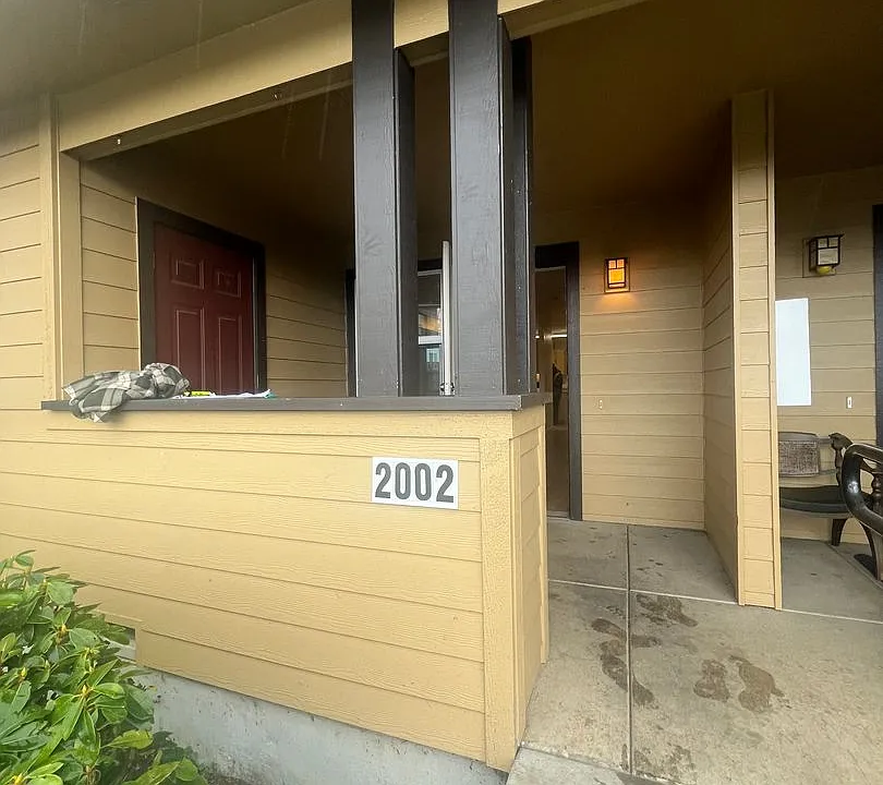 Corey Commons Apartments