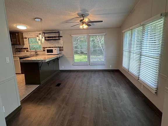 3rd image of 88 Embry Rd