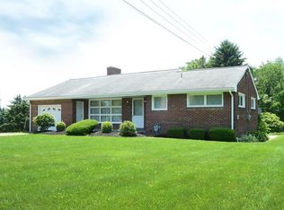 456 Center Grange Rd, Monaca, PA 15061
