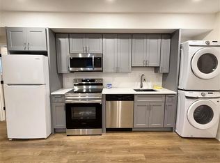 27 Colburn Rd #A, Reading, MA 01867