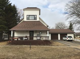 227 Chester Ave W, Bowdon, ND 58418