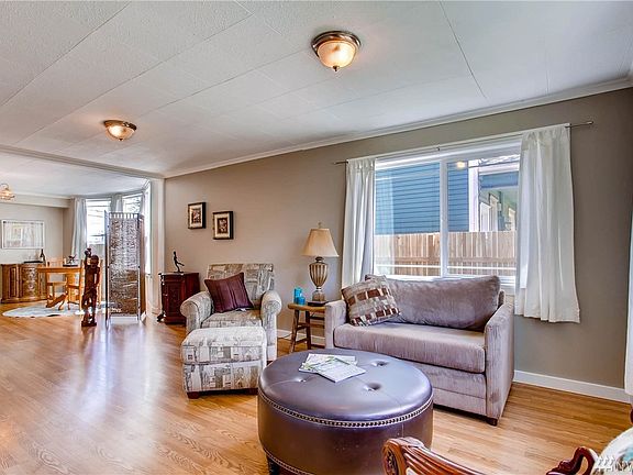 4th image of 1409 S Sheridan Ave