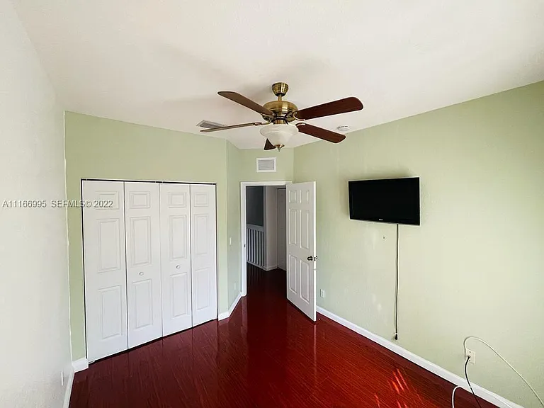 903 N Santa Catalina Cir — Photo 17