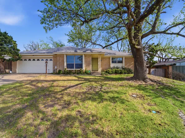 7816 E 58th St, Tulsa, OK 74145