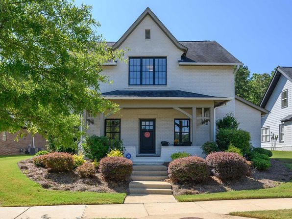2492 Montauk Rd, Hoover, AL 35226