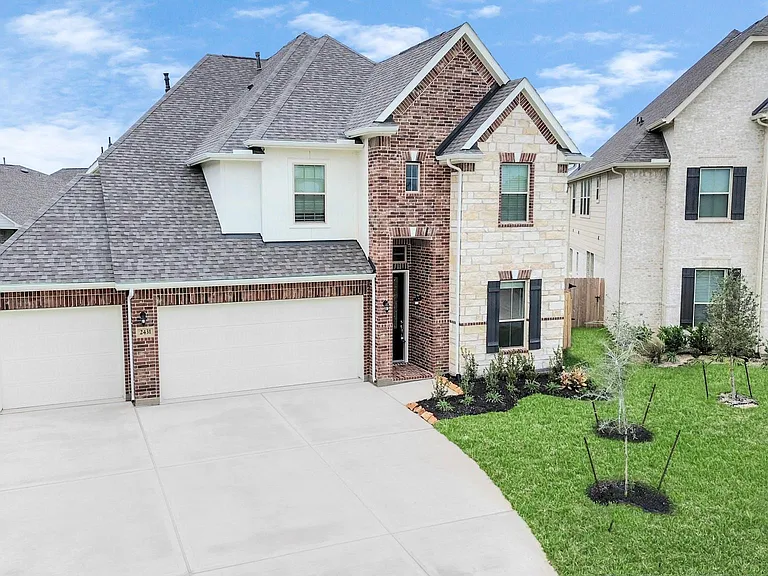 2431 Waybread Ln — Photo 1