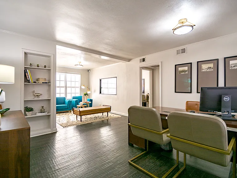 Urban Living in our Kessler Park Apartment Homes — Photo 27