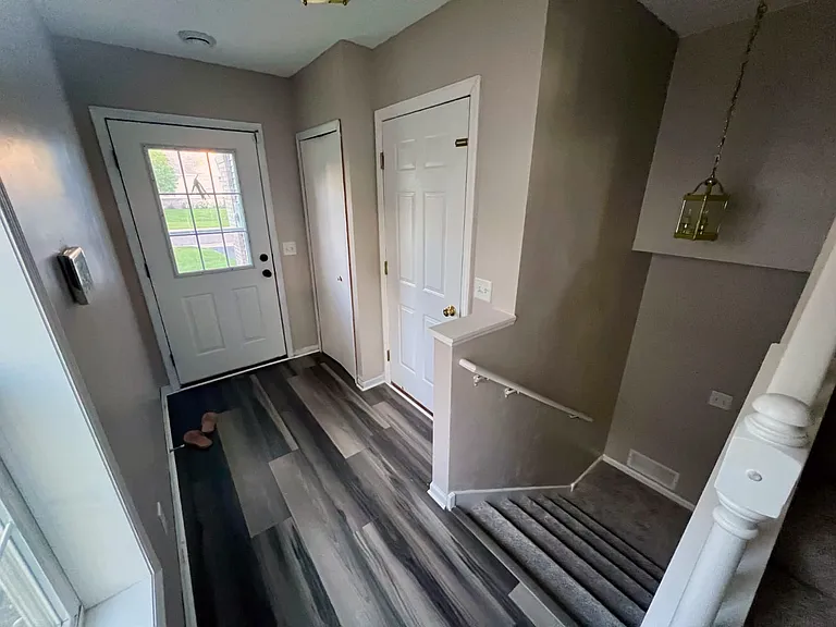 2172 Woodcrest Dr — Photo 6