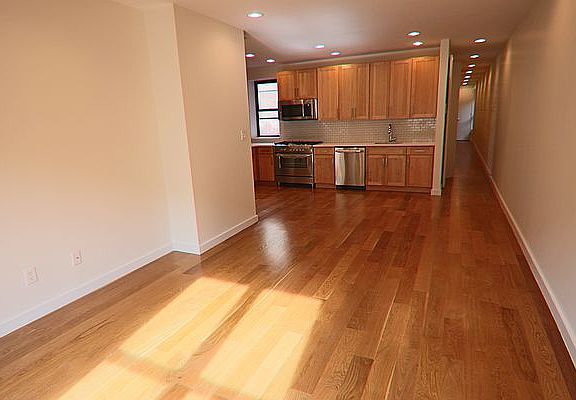 2nd image of 547 W 157th St APT 52