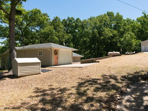 30850 Settlers Ln, Edwards, MO 65326