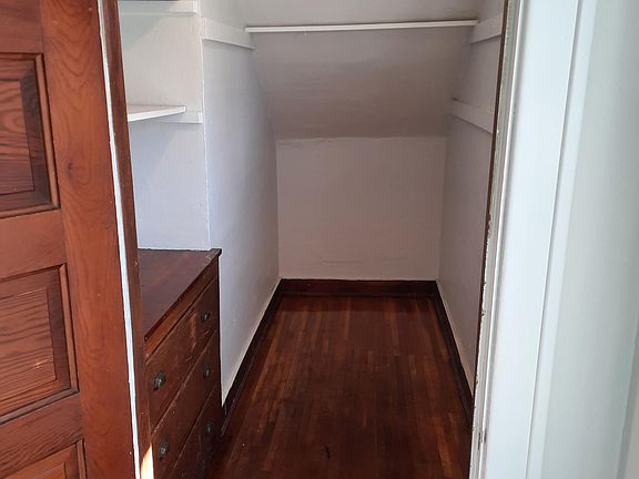 2nd image of 426 N Jameson Ave #2