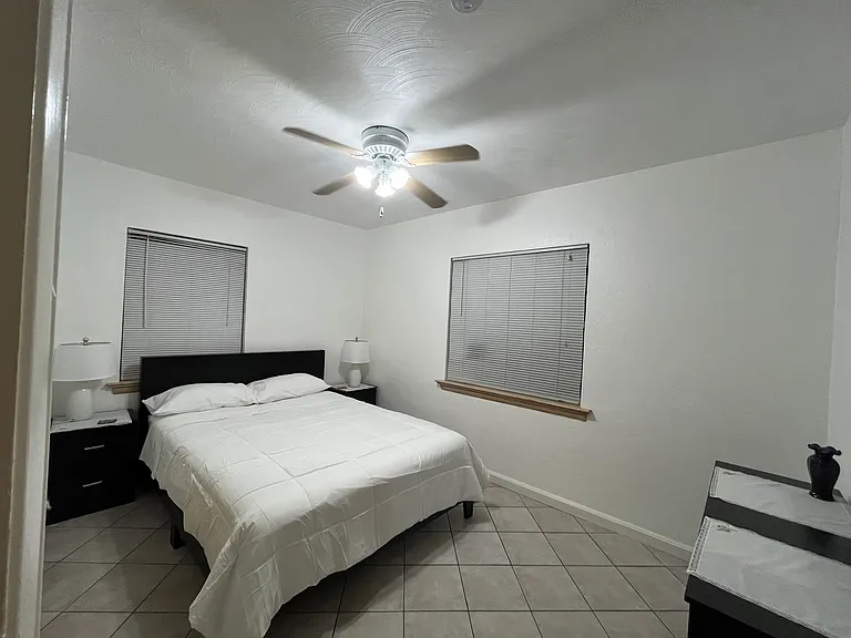 2710 Thomas St — Photo 4